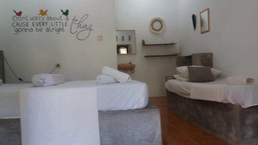 Three Little Birds Homestay Gili Trawangan Zewnętrze zdjęcie